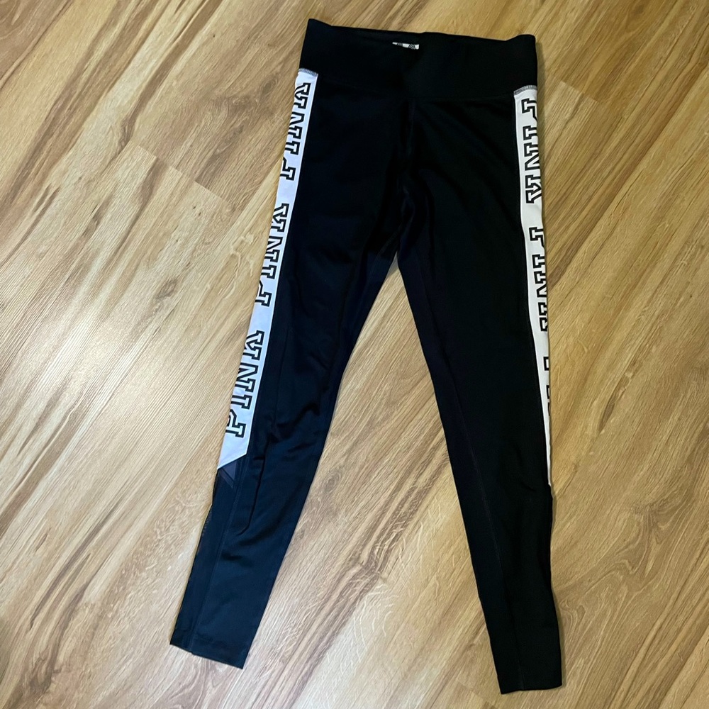 Victoria’s Secret leggings